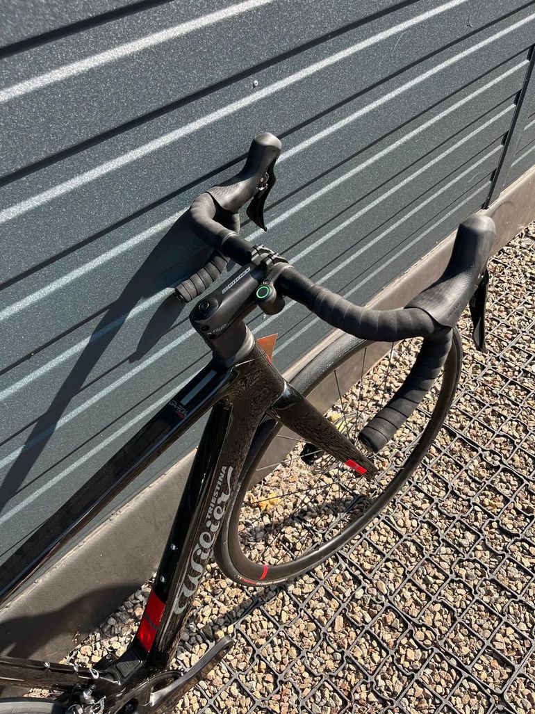 Brugt Wilier Garda Hybrid X35 S Shimano 105 12s NDR28 czarno-czerwony Garda 2025 Road & Gravel — billede 4 af 7