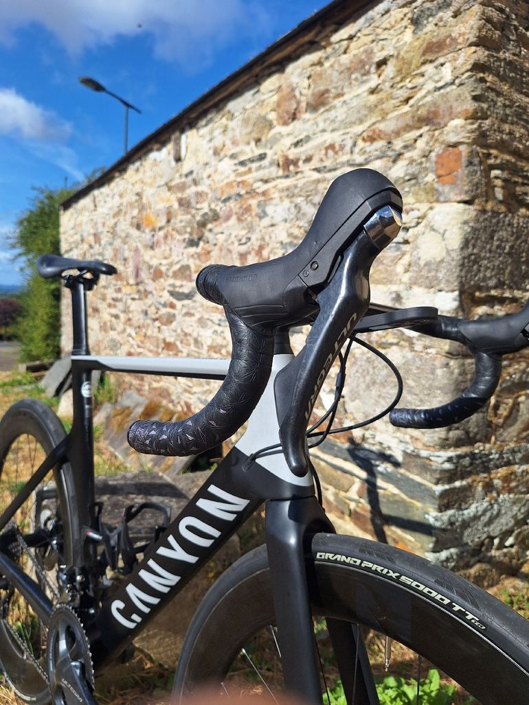 Brugt Canyon Aeroad CF SL Disc 8.0 2020 2020 Road & Gravel — billede 7 af 9