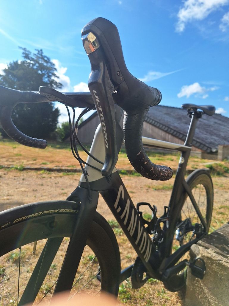 Brugt Canyon Aeroad CF SL Disc 8.0 2020 2020 Road & Gravel — billede 8 af 9