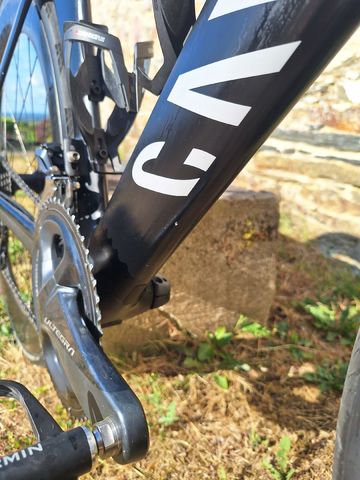 Canyon Aeroad CF SL Disc 8.0 2020 2020 Road & Gravel usato, Grigio chiaro — immagine 9 di 9