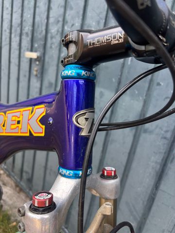 Used Trek Custom Shimano Deore 1998 Mountainbike, Blue — image 8 of 20