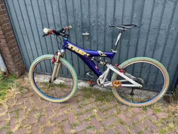 Used Trek Custom Shimano Deore 1998 Mountainbike, Blue — image 15 of 20