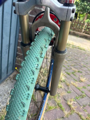 Used Trek Custom Shimano Deore 1998 Mountainbike, Blue — image 12 of 20