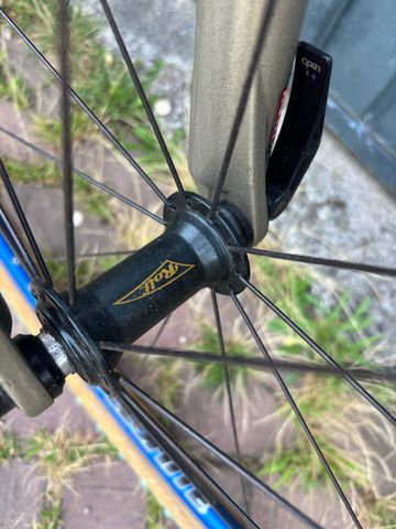 Used Trek Custom Shimano Deore 1998 Mountainbike, Blue — image 6 of 20