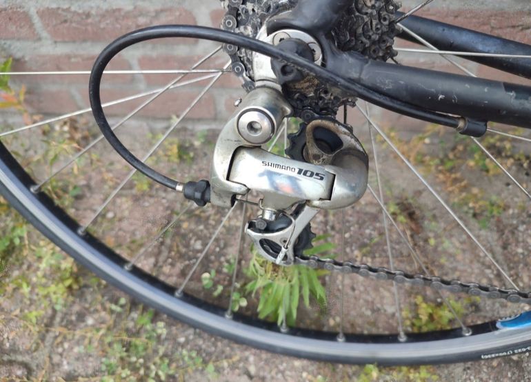 Giant Tcr Shimano 105 2007 Road & Gravel de segunda mano, Negro — imagen 3 de 4