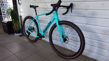 Used Bianchi Arcadex COMP 2026 2026 Road & Gravel, Green — image 2 of 7