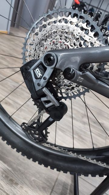 Gebrauchtes Specialized Turbo Levo SRAM GX Eagle AXS 2022 Mountainbike, Weiß — Bild 11 von 20