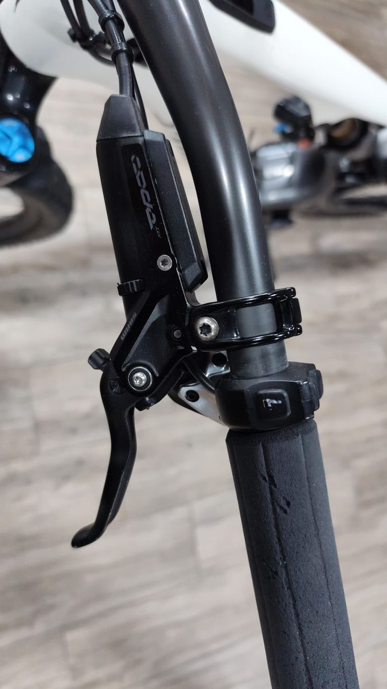 Used Specialized Turbo Levo SRAM GX Eagle AXS 2022 Mountainbike, White — image 13 of 20