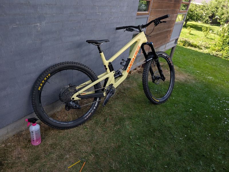 Used Santa Cruz Nomad SRAM GX Eagle AXS 2024 MTB