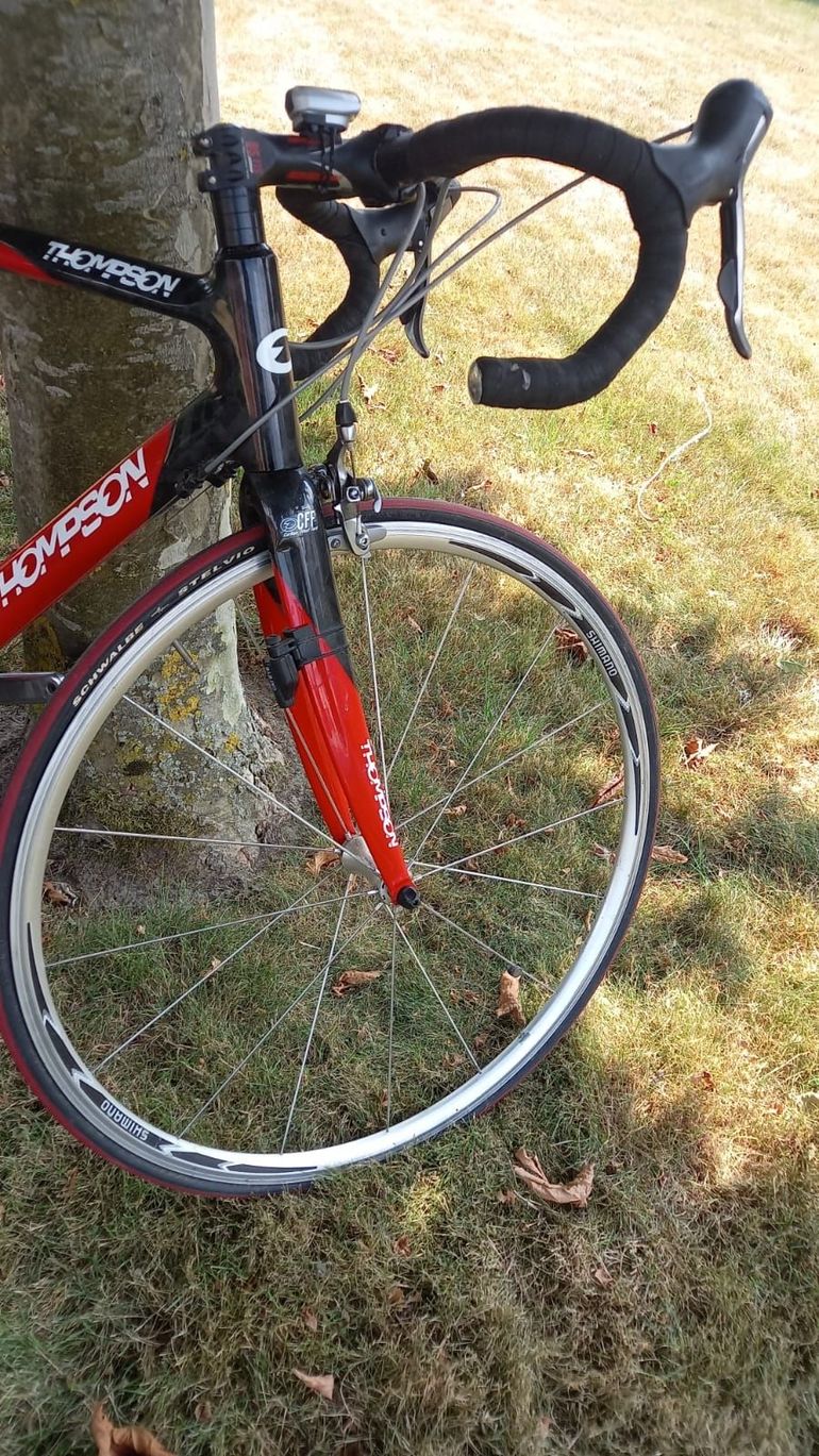 Used Thompson Custom Shimano 105 2018 Road & Gravel, Red — image 9 of 15