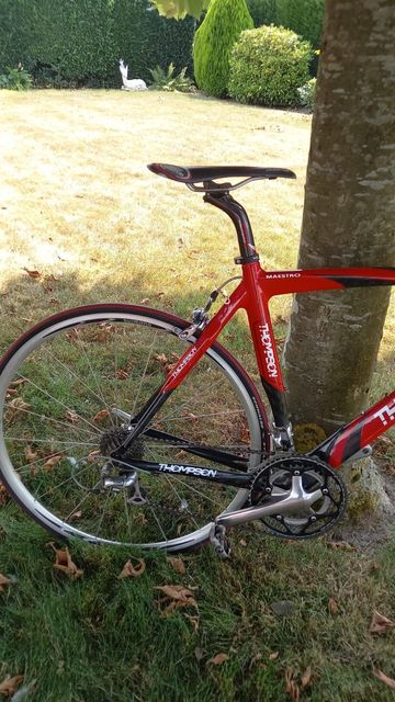Used Thompson Custom Shimano 105 2018 Road & Gravel, Red — image 6 of 15