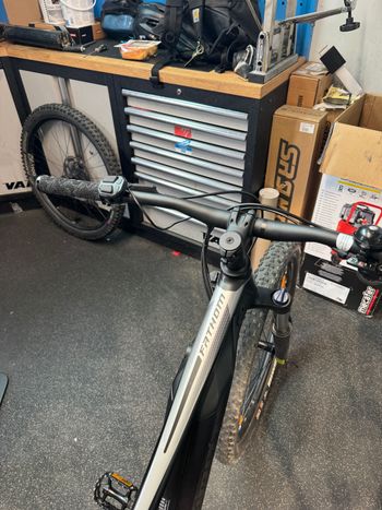 Giant Fathom E+ 3 Power 2020 2020 Mountainbike usato, Nero — immagine 3 di 4