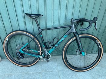 Gebrauchtes Canyon Grizl CF SLX 8 1by 2022 2022 Road & Gravel