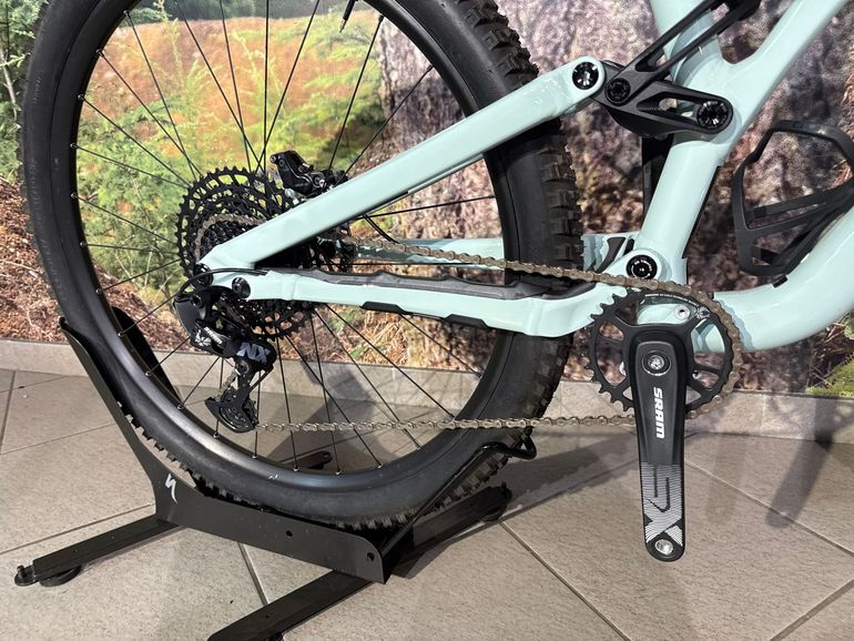 Brugt Specialized Stumpjumper Alloy 2022 2022 Mountainbike — billede 2 af 8