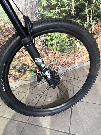 Brugt Specialized Stumpjumper Alloy 2022 2022 Mountainbike — billede 5 af 8