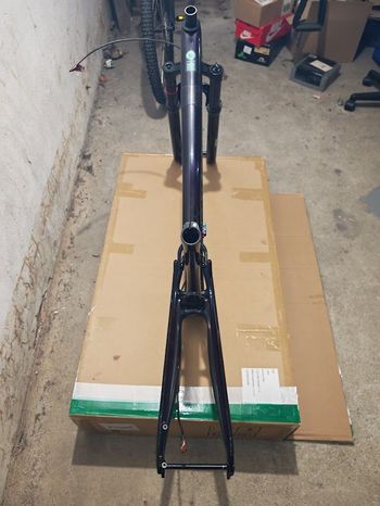 Specialized Epic Frameset 2019 Mountainbike de segunda mano, Morado — imagen 23 de 23