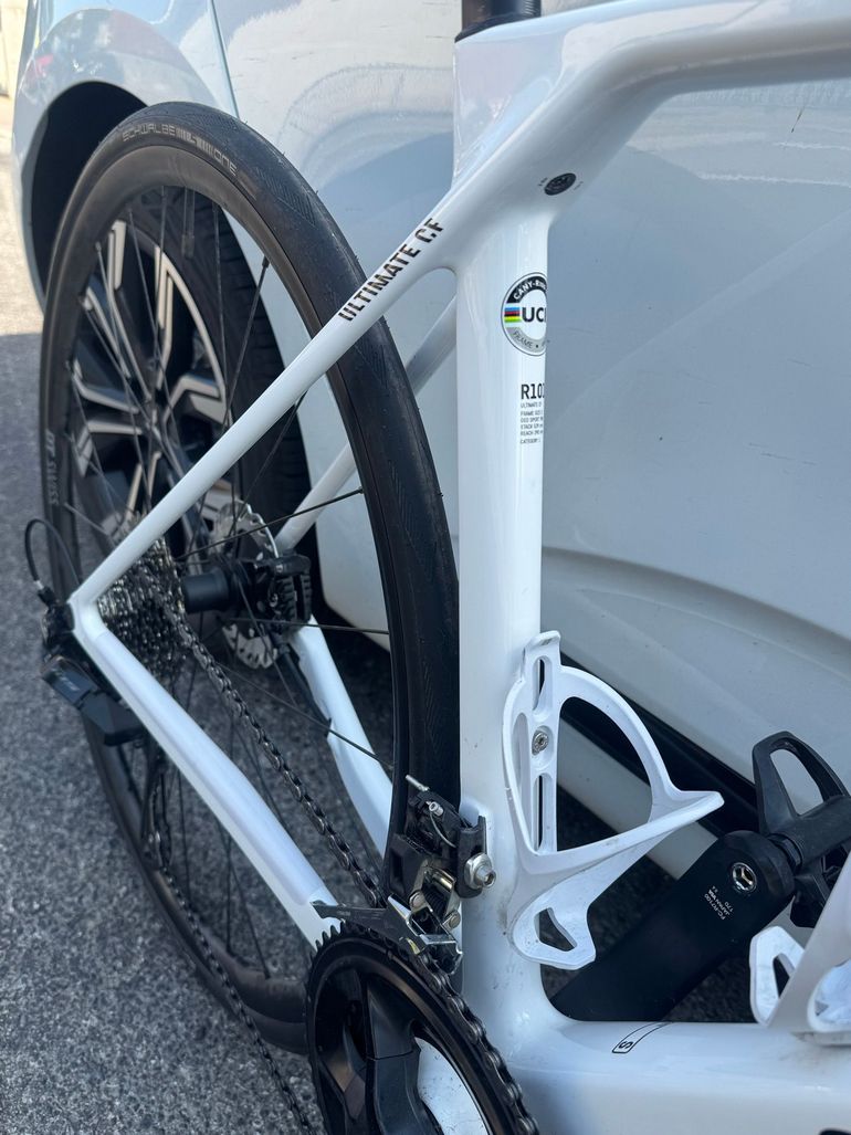 Used Canyon Ultimate CF 7 2026 2026 Road & Gravel, White — image 7 of 10