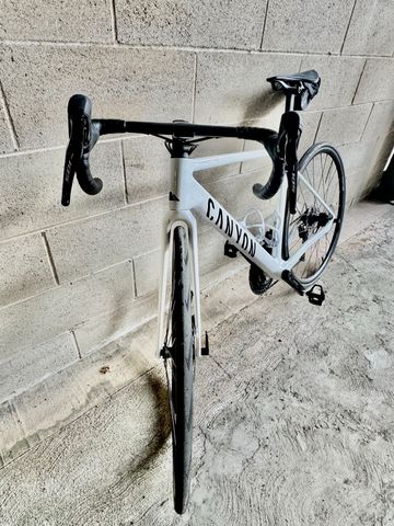Used Canyon Ultimate CF 7 2026 2026 Road & Gravel, White — image 4 of 10