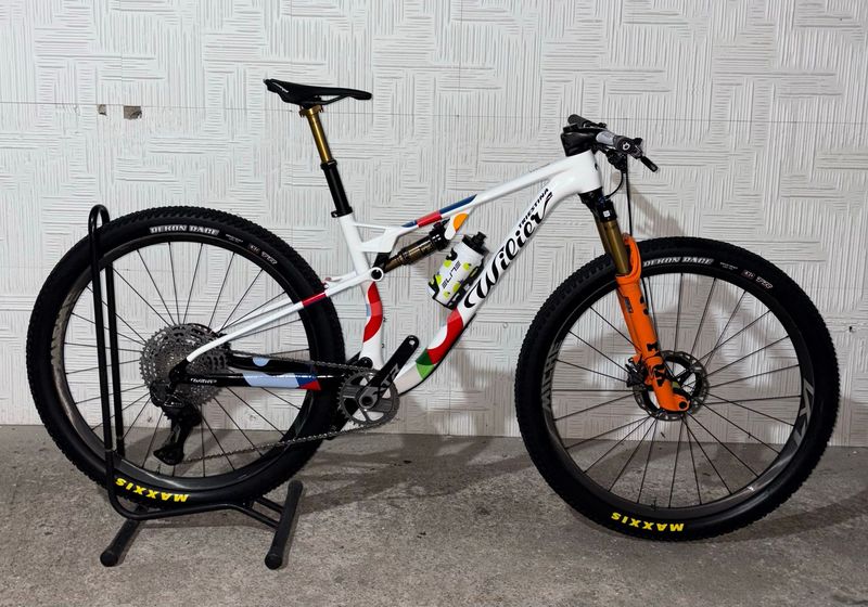 Used Wilier urta Max slr Custom Shimano XTR Di2 2025 MTB