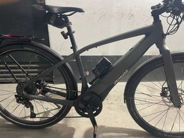 Used Specialized Vado 2017 Urban, Light Gray — image 8 of 17