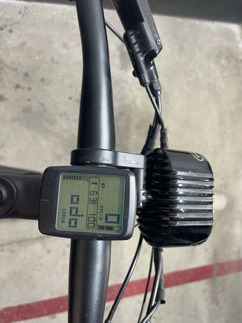 Used Specialized Vado 2017 Urban, Light Gray — image 6 of 17