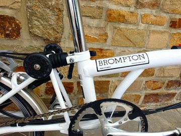 Used Brompton M6R 2019 2019 Urban, White — image 21 of 31