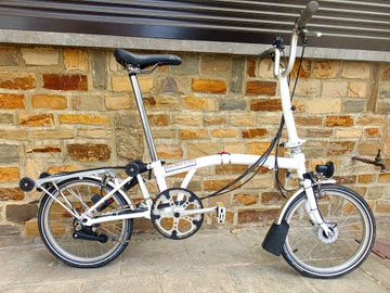 Used Brompton M6R 2019 2019 Urban, White — image 1 of 31