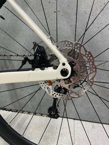 Gebrauchtes Orbea Avant Shimano Tiagra 2025 Road & Gravel, Weiß — Bild 3 von 9