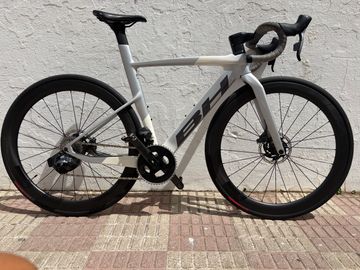 Použité BH AEROLIGHT 7.0 2025 2025 Road & Gravel