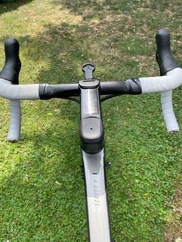 Tweedehands Focus Max 8.8 2023 Road & Gravel — afbeelding 13 van 17