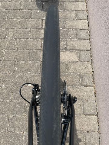 Tweedehands Focus Max 8.8 2023 Road & Gravel — afbeelding 9 van 17