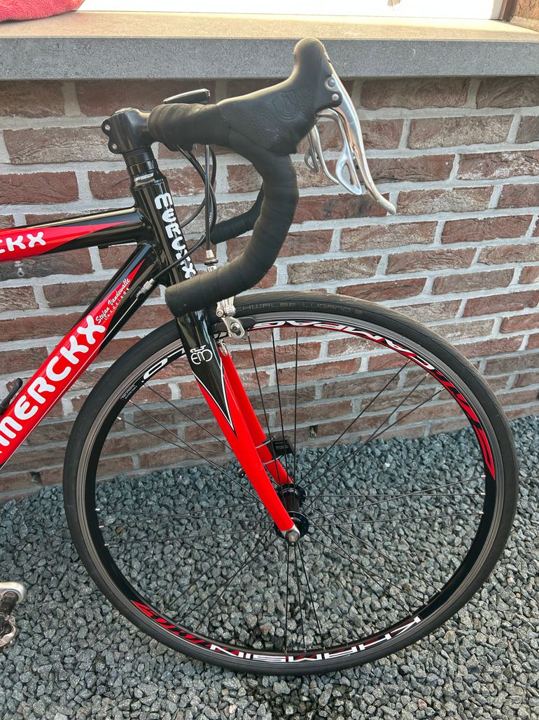 Used Eddy Merckx Eeklo Campagnolo Athena 2014 Road & Gravel, Red — image 4 of 5