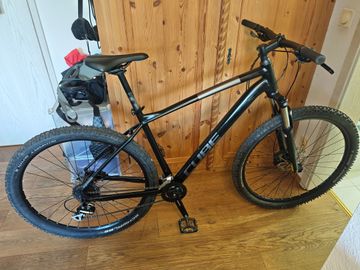 Used CUBE AIM RACE 2021 2021 Urban & Touring