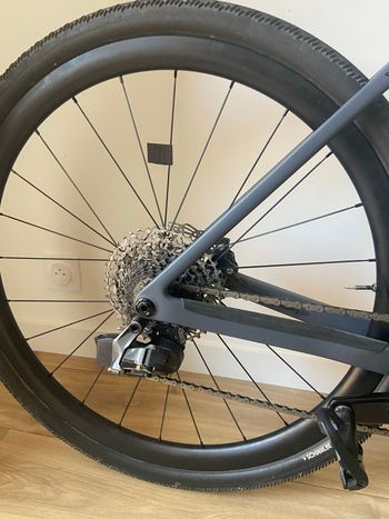 Canyon Grail SRAM Rival eTap AXS 2024 Road & Gravel usato, Grigio chiaro — immagine 3 di 4
