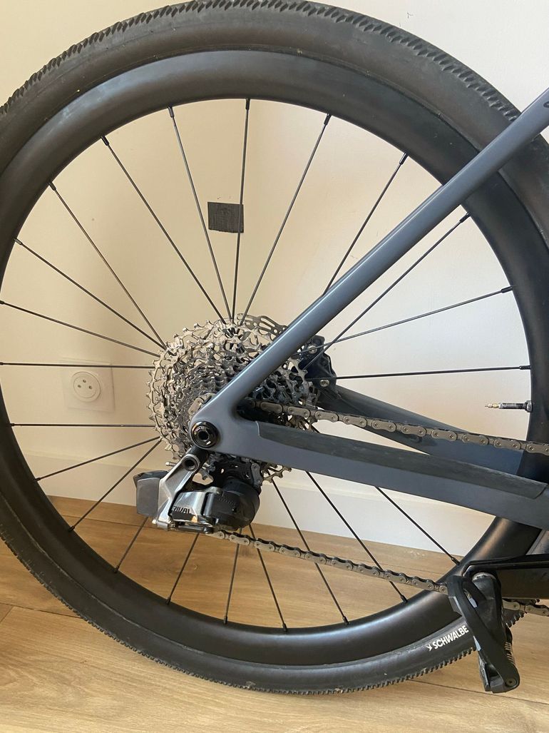 Canyon Grail SRAM Rival eTap AXS 2024 Road & Gravel usato, Grigio chiaro — immagine 3 di 4