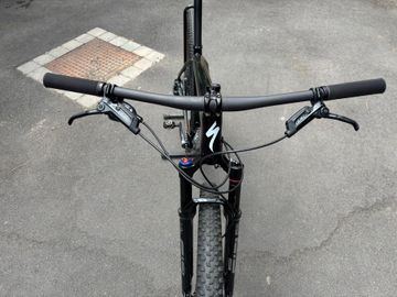 Used Specialized Epic Hardtail Expert 2023 2023 Mountainbike, Black, 29 — image 2 of 5