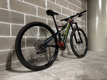 Specialized Era Comp Carbon 29 2016 2016 Mountainbike d'occasion — image 3 sur 8