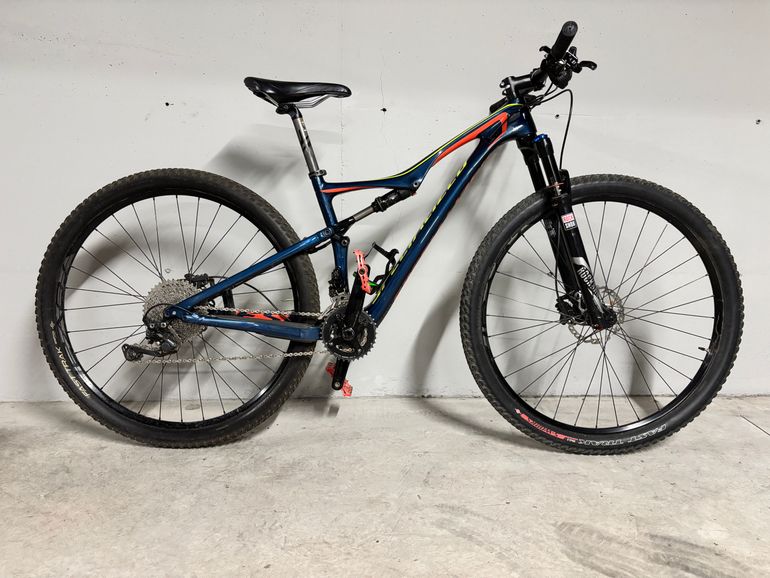 Brugt Specialized Era Comp Carbon 29 2016 2016 Mountainbike — billede 4 af 8