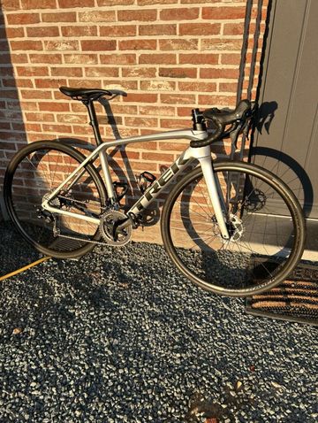 Brugt Trek Émonda SL 5 2024 2024 Road & Gravel — billede 1 af 6