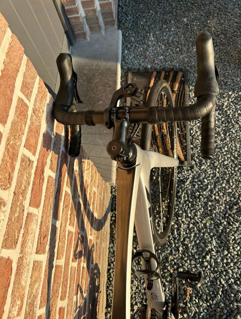 Brugt Trek Émonda SL 5 2024 2024 Road & Gravel — billede 2 af 6