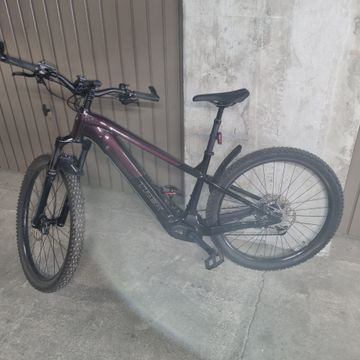 Used Trek Powerfly Shimano Deore XT 2025 Mountainbike, Black — image 2 of 8