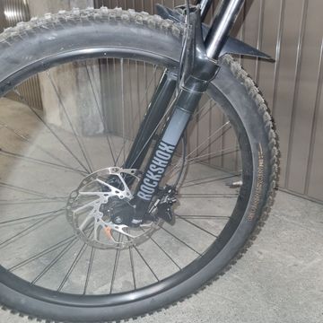 Used Trek Powerfly Shimano Deore XT 2025 Mountainbike, Black — image 7 of 8