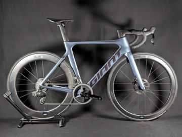 Used Giant Propel, Advanced Disc 1 2022 2022 Road & Gravel