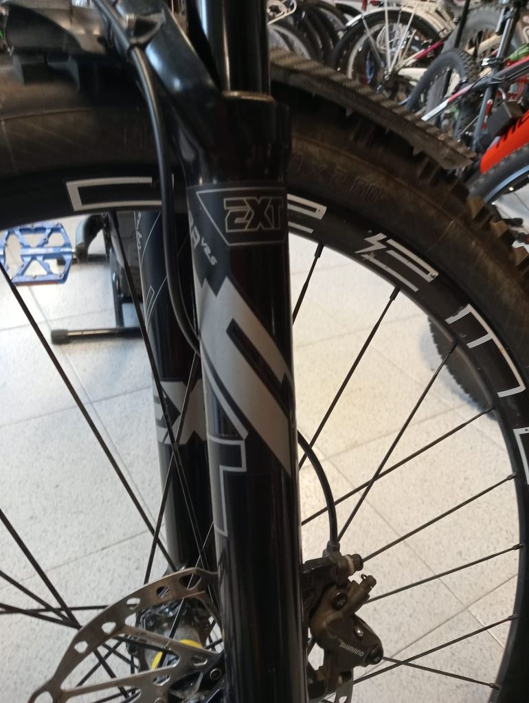 Brugt Olympia Cicli Carbon Edge 2024 Mountainbike — billede 9 af 10