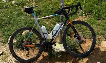 Použité Giant TCR Advanced Pro 2 2025 2025 Road & Gravel