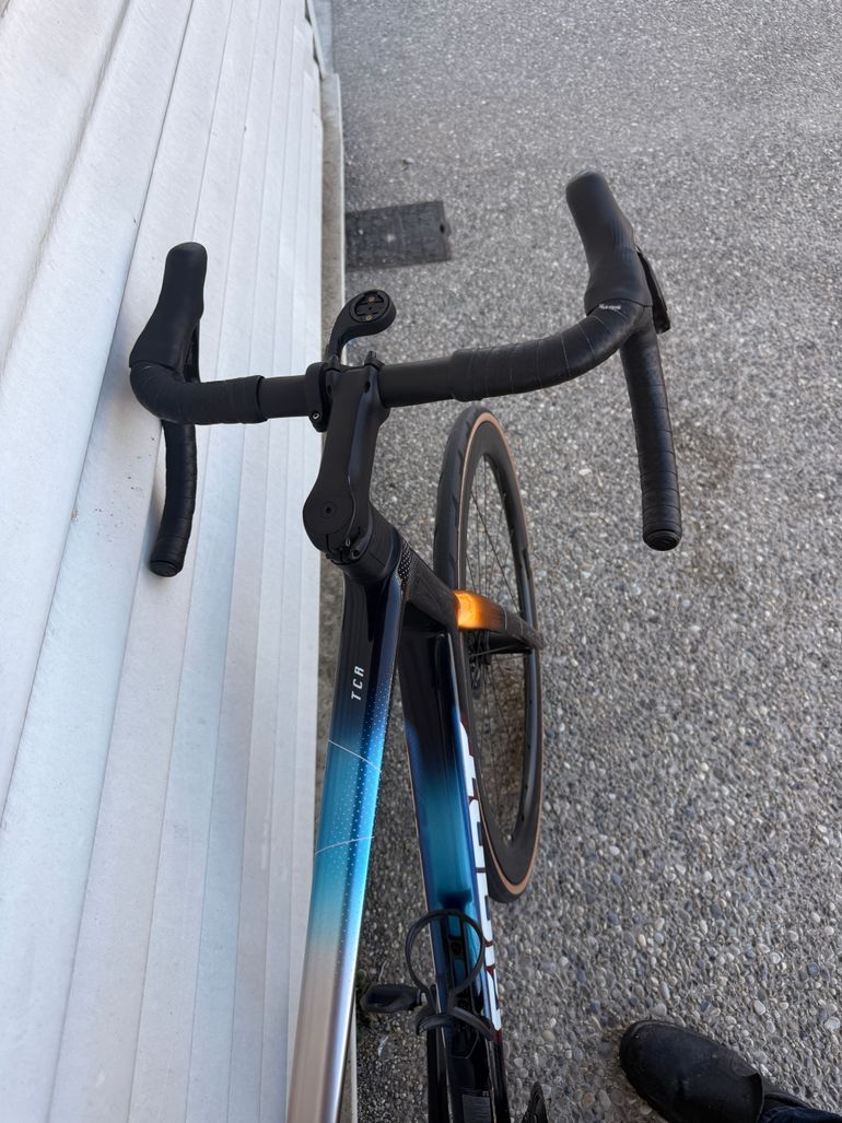 Brugt Giant TCR Advanced Pro 2 2025 2025 Road & Gravel — billede 3 af 5