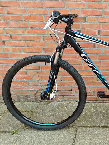Used GT Custom Shimano Altus 2014 Mountainbike, Black — image 12 of 17