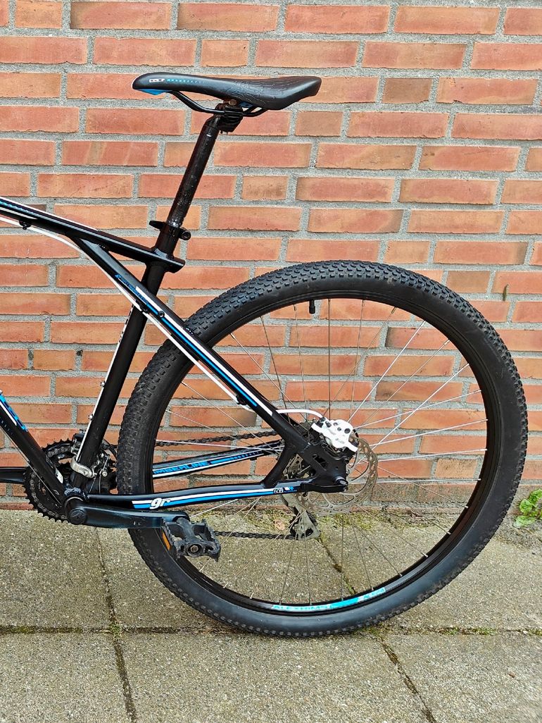 Used GT Custom Shimano Altus 2014 Mountainbike, Black — image 13 of 17