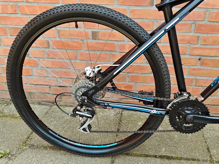 Used GT Custom Shimano Altus 2014 Mountainbike, Black — image 4 of 17