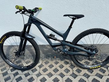 Used YT Industries Capra 29 CF 2018 2018 Mountainbike, Light Gray, 29 — image 1 of 10